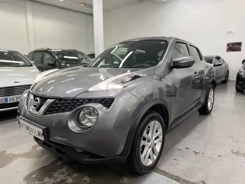 Usado Nissan Juke N-TEC 110 CV (80 kW) 2015 Gris / plata SUV
