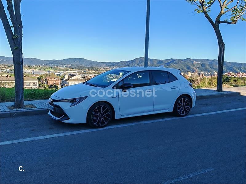 Usado Toyota Corolla 180 CV (132 kW) 2020 Blanco Berlina