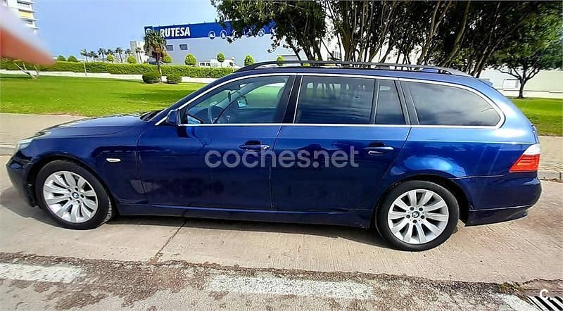 Usado BMW 520 163 CV (119 kW) 2008 Azul Familiar