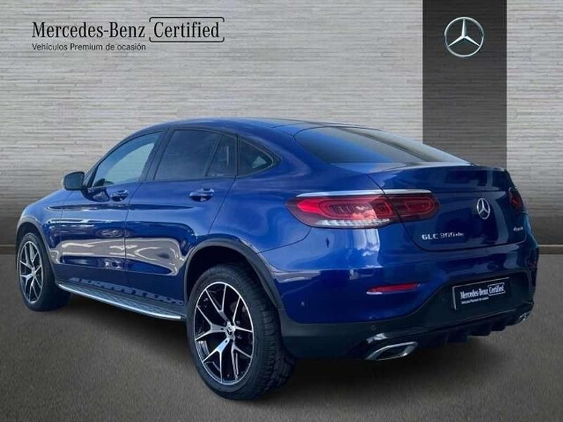 Usado Mercedes GLC300e 317 CV (233 kW) 2021 Azul Coupe