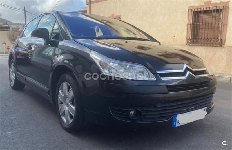 Usado Citroën C4 110 CV (80 kW) 2006 Negro Berlina