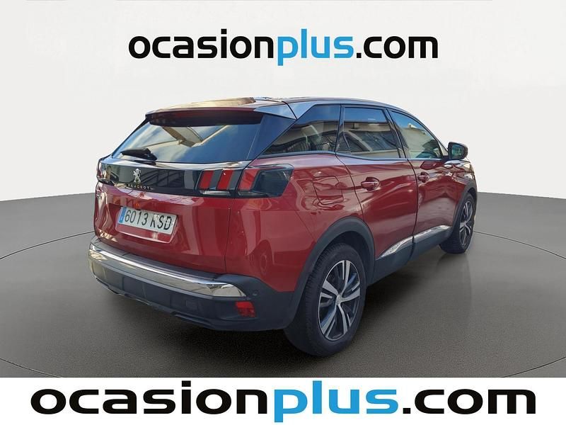 Usado Peugeot 3008 Allure 131 CV (96 kW) 2018 Rojo SUV