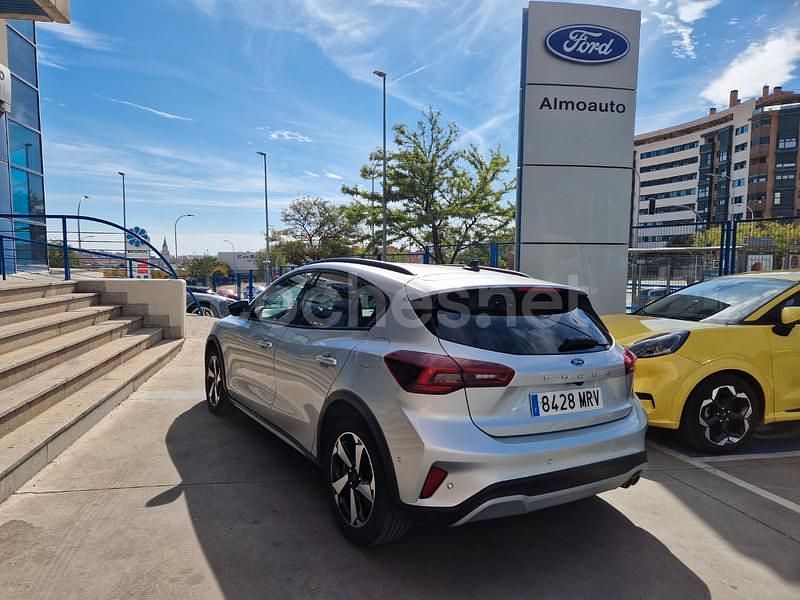 Usado Ford Focus Active 155 CV (114 kW) 2024 Gris / plata Berlina