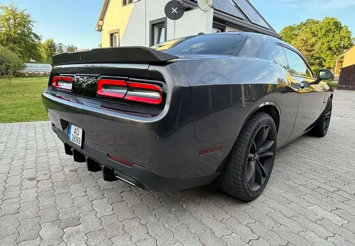 Usado Dodge Challenger 377 CV (277 kW) 2017 Gris Coupe