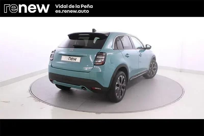 Usado Fiat 600 La Prima 101 CV (74 kW) 2025 Sky de italia SUV