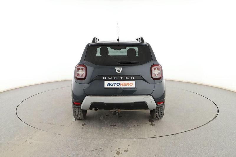 Usado Dacia Duster Prestige 116 CV (85 kW) 2019 Gris SUV
