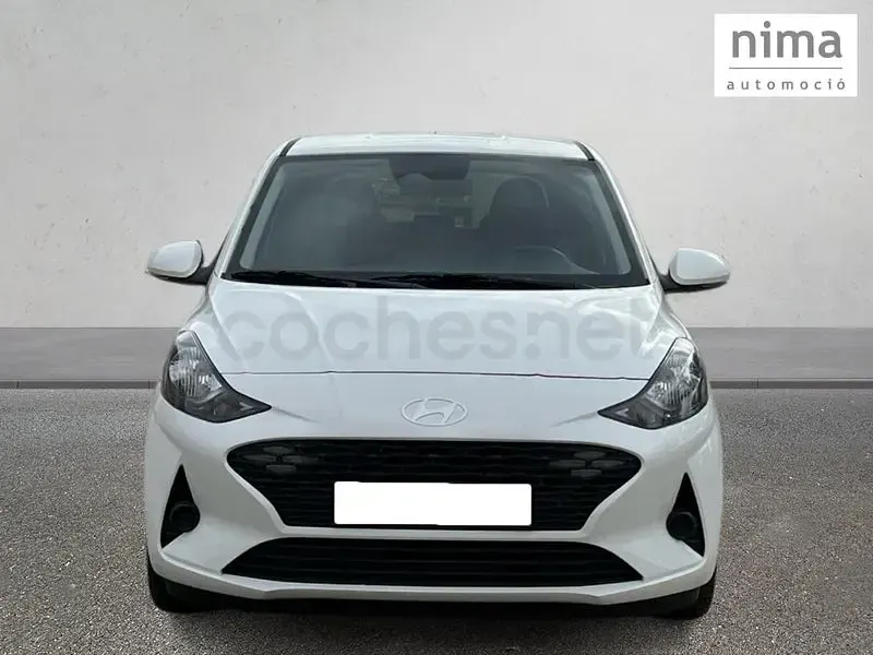 Usado Hyundai i10 63 CV (46 kW) 2025 Blanco Utilitario
