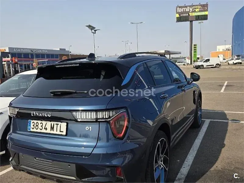 Usado Lynk & Co 01 261 CV (191 kW) 2024 Azul SUV