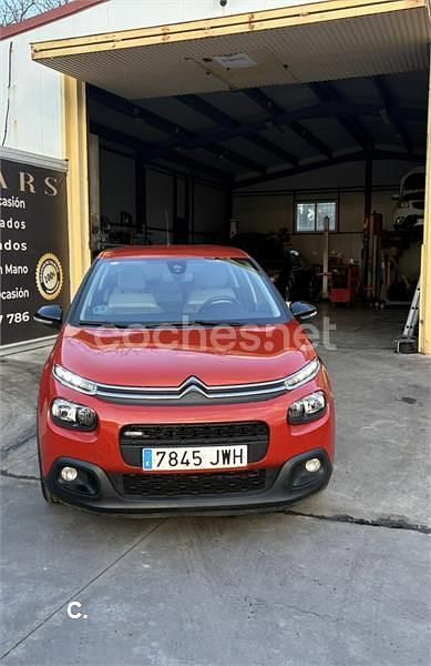 Usado Citroën C3 Feel 82 CV (60 kW) 2017 Naranja Berlina