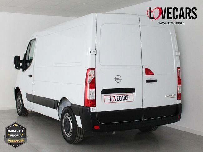 Usado Opel Movano 135 CV (99 kW) 2021 Blanco Berlina