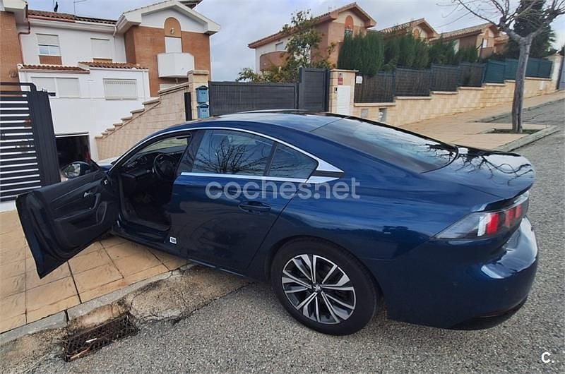 Usado Peugeot 508 GT-line 160 CV (117 kW) 2021 Azul Berlina