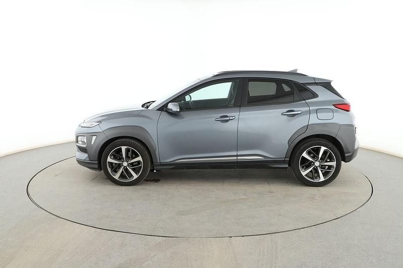 Usado Hyundai Kona Style 177 CV (130 kW) 2018 Gris SUV