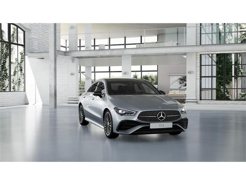 Usado Mercedes CLA220 190 CV (139 kW) 2024 Plata hightech Berlina
