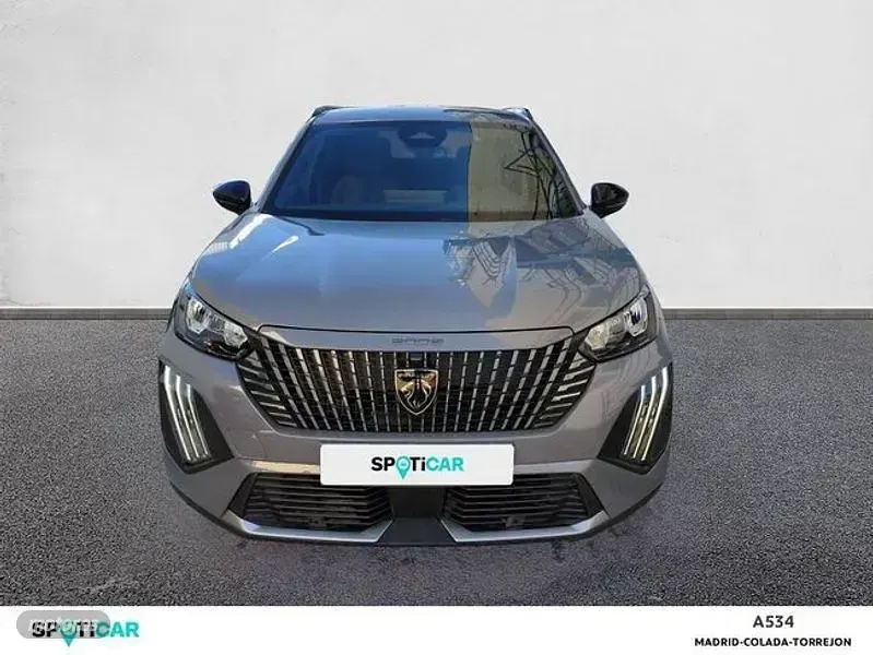 Usado Peugeot 2008 Allure 145 CV (106 kW) 2025 Gris SUV