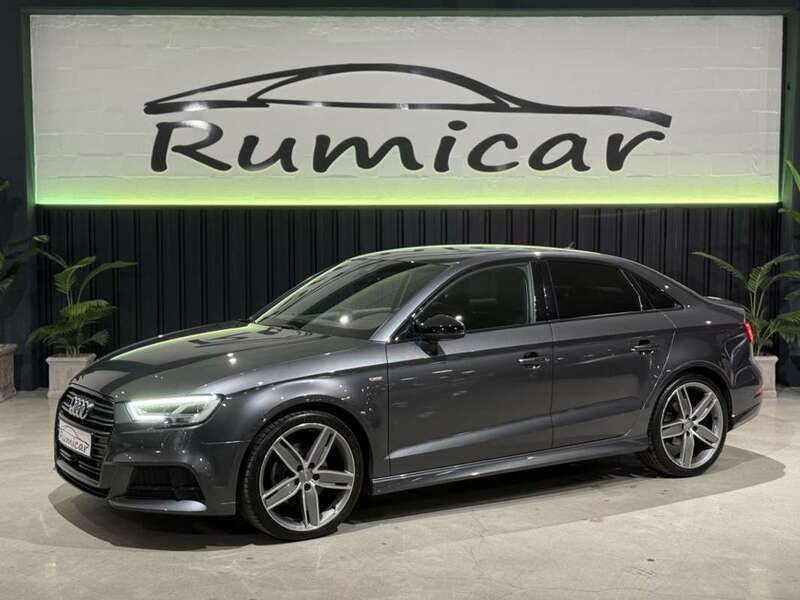 Gris Usado 2019 Audi A3 Black Edition Berlina | 24.500 € (Un poco caro) - Imagen 1/4