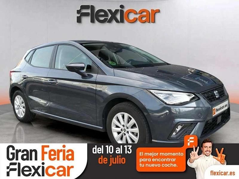 Gris Usado 2023 Seat Ibiza Style Utilitario | 14.090 € (Precio justo) - Imagen 1/4