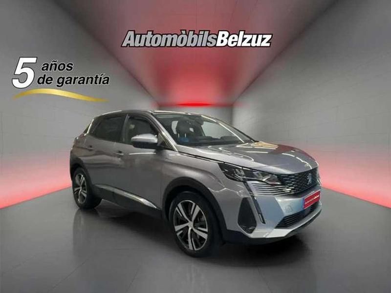 Usado Peugeot 3008 Allure 156 CV (114 kW) 2021 Plateado Monovolumen