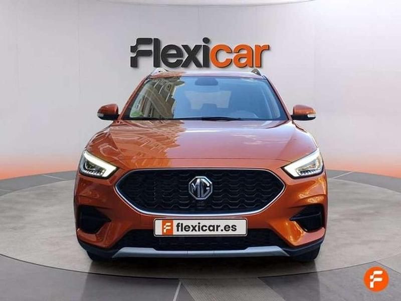 Usado MG ZS Comfort 106 CV (77 kW) 2023 Naranja SUV