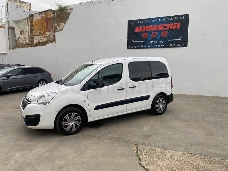 Usado Citroën Berlingo Live 100 CV (73 kW) 2018 Blanco Monovolumen