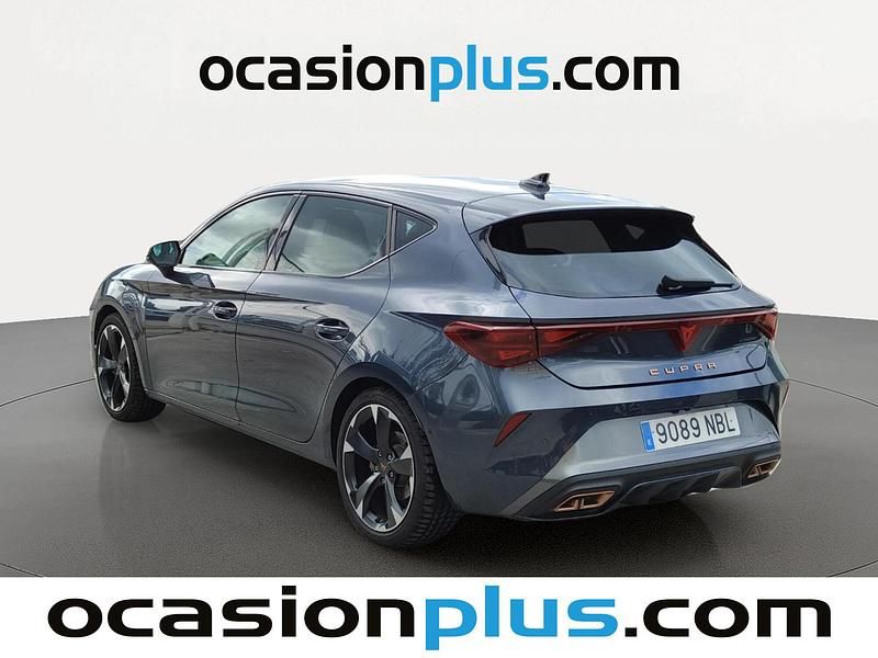 Usado Cupra Leon 204 CV (150 kW) 2025 Gris / plata Berlina