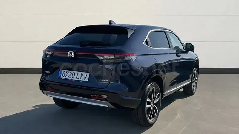 Usado Honda HR-V Advance 131 CV (96 kW) 2022 Gris / plata SUV