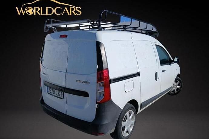 Usado Dacia Dokker Essentiel 95 HP (69 kW) 2020 Monovolume