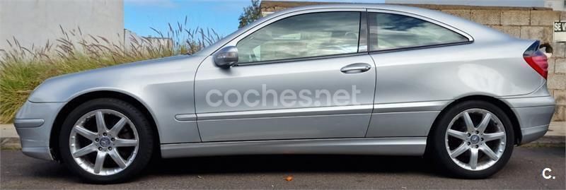 Gris / plata Usado 2004 Mercedes C200 Berlina | 5900 € (Precio justo) - Imagen 1/4