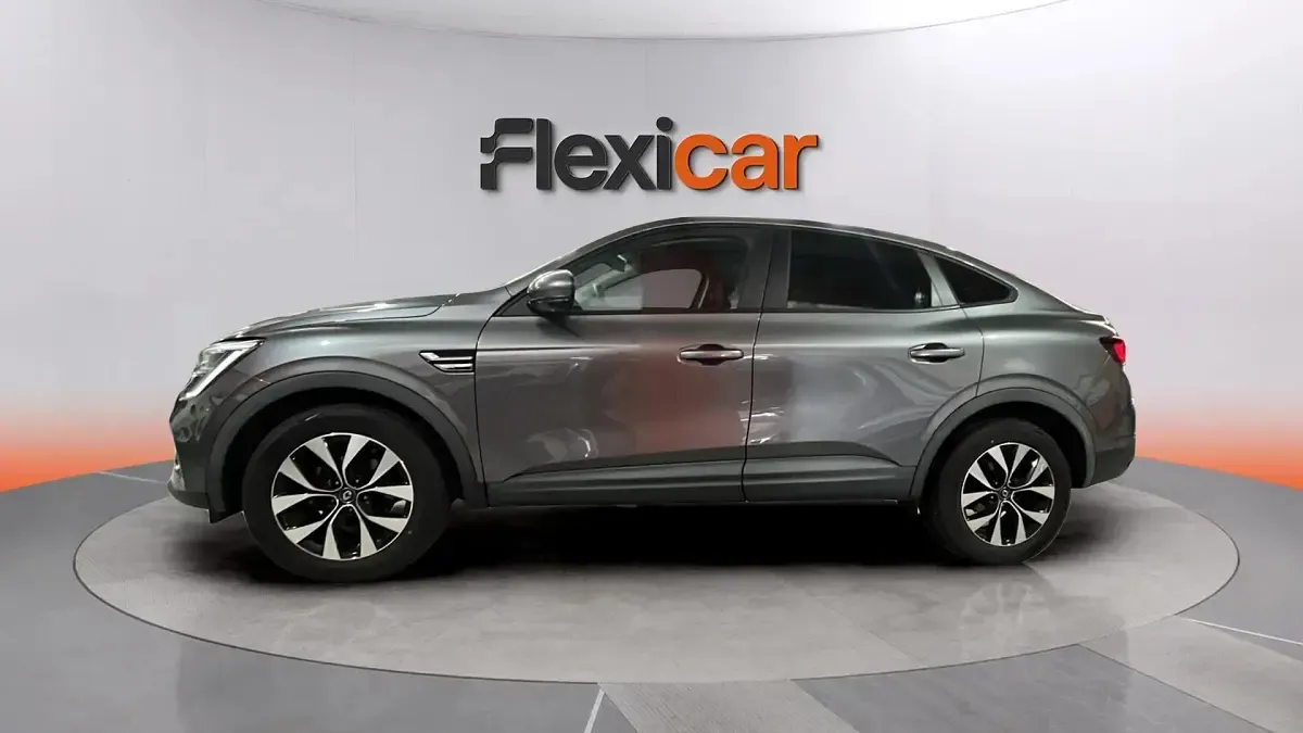 Usado Renault Arkana Evolution 140 CV (102 kW) 2023 Gris SUV