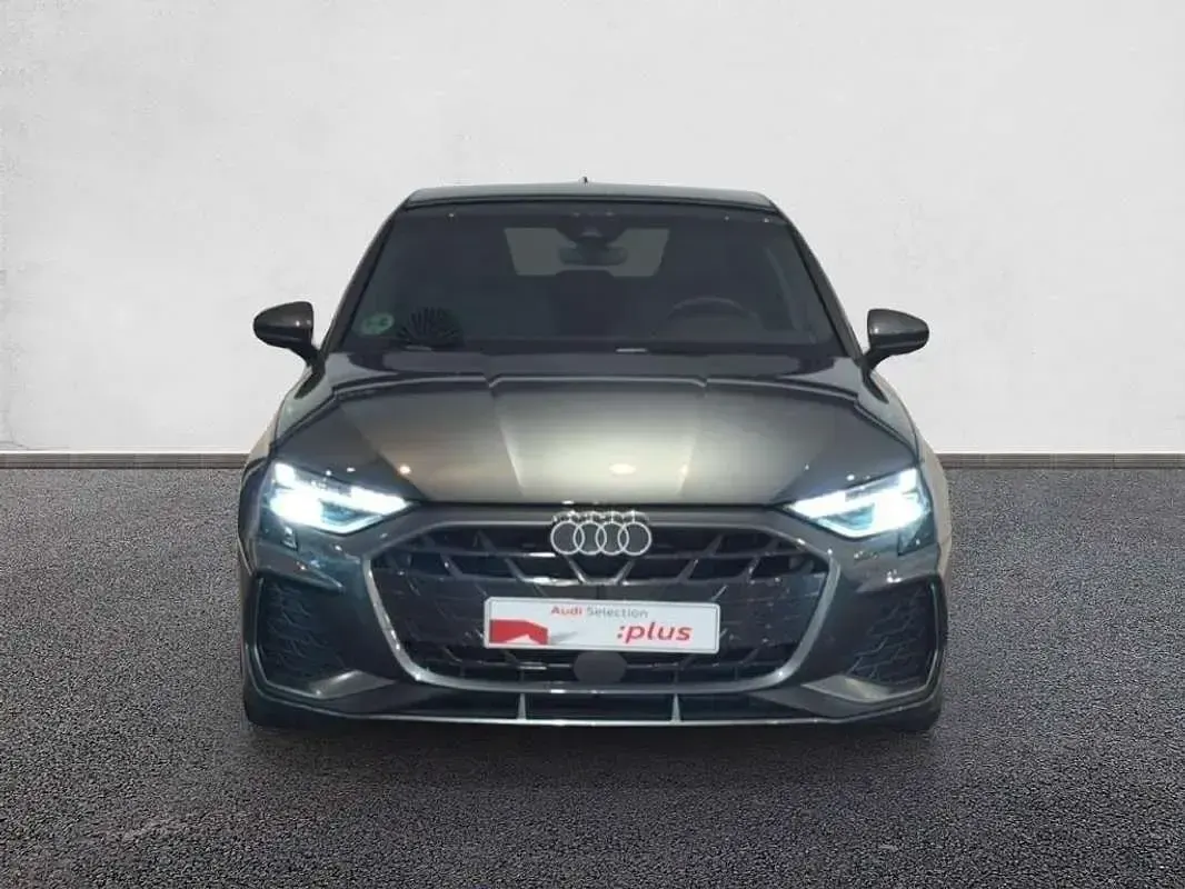 Usado Audi A3 Sportback S-Line 150 CV (110 kW) 2025 Gris Utilitario