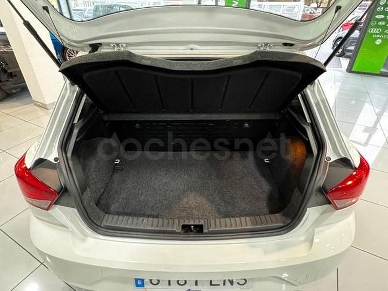 Usado Seat Ibiza Reference 90 CV (66 kW) 2021 Blanco Utilitario