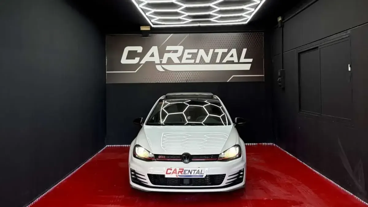 Usado VW Golf VII GTI 230 CV (169 kW) 2014 Blanco Utilitario