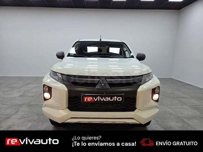 Usado Mitsubishi L200 150 CV (110 kW) 2021 Blanco Pickup/Camioneta