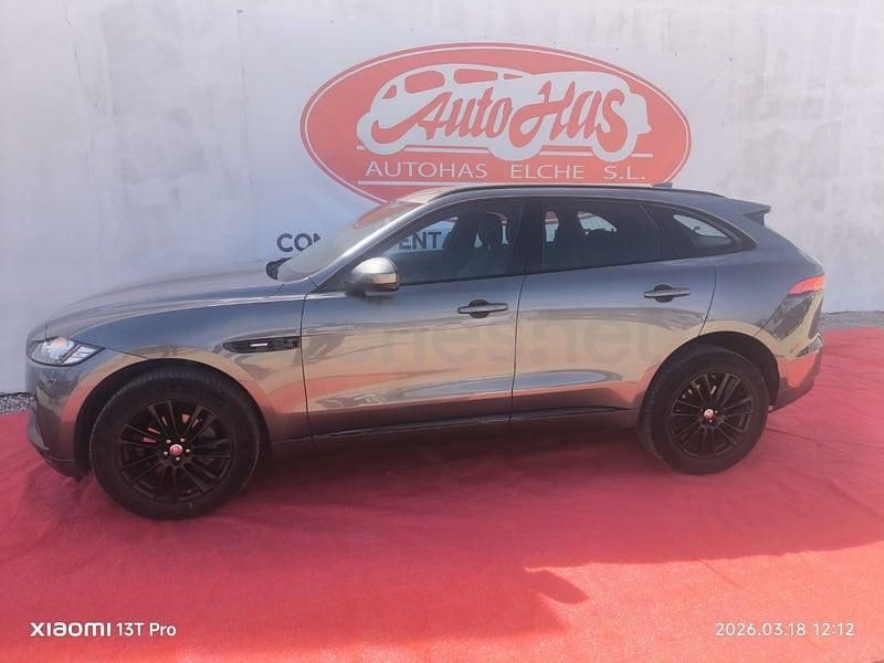 Usado Jaguar F-Pace R-Sport 180 CV (132 kW) 2018 Gris / plata SUV