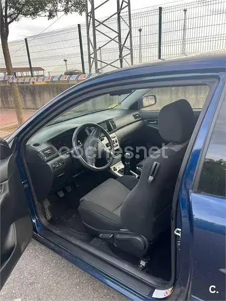 Usado Toyota Corolla Luna 116 CV (85 kW) 2006 Azul Berlina