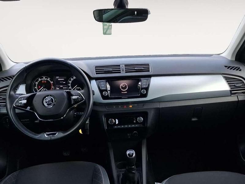 Usado Skoda Fabia Ambition 95 CV (69 kW) 2021 Rojo Berlina