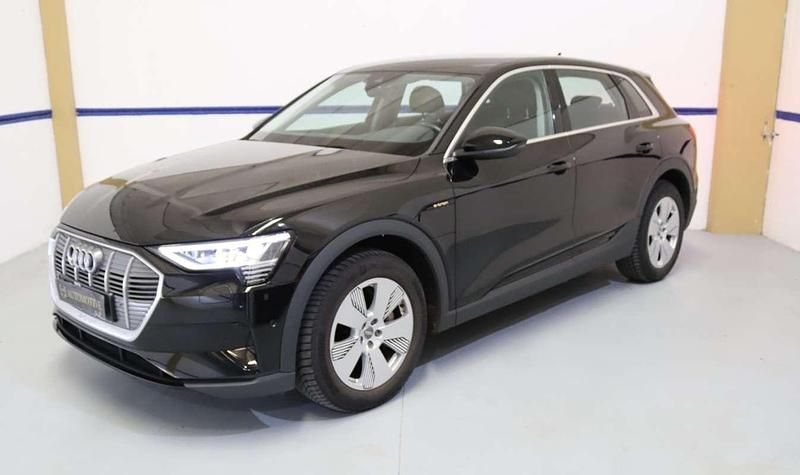 Negro Usado 2020 Audi e-tron Premium SUV | 20.490 € (Precio justo) - Imagen 1/4