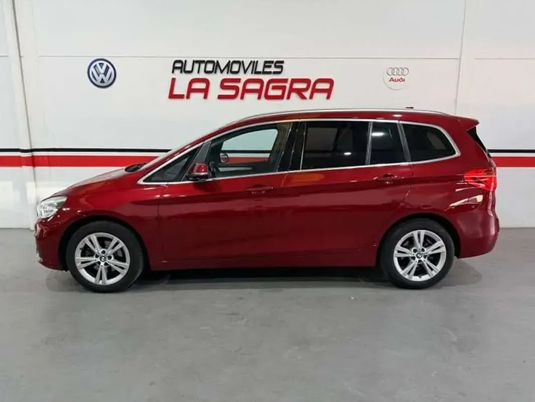 Usado BMW 216 Gran Tourer 116 CV (85 kW) 2017 Rojo Monovolumen