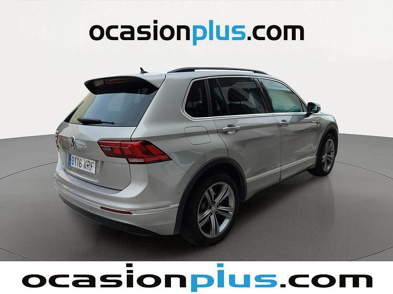 Usado VW Tiguan Advance 150 CV (110 kW) 2018 Gris plata SUV