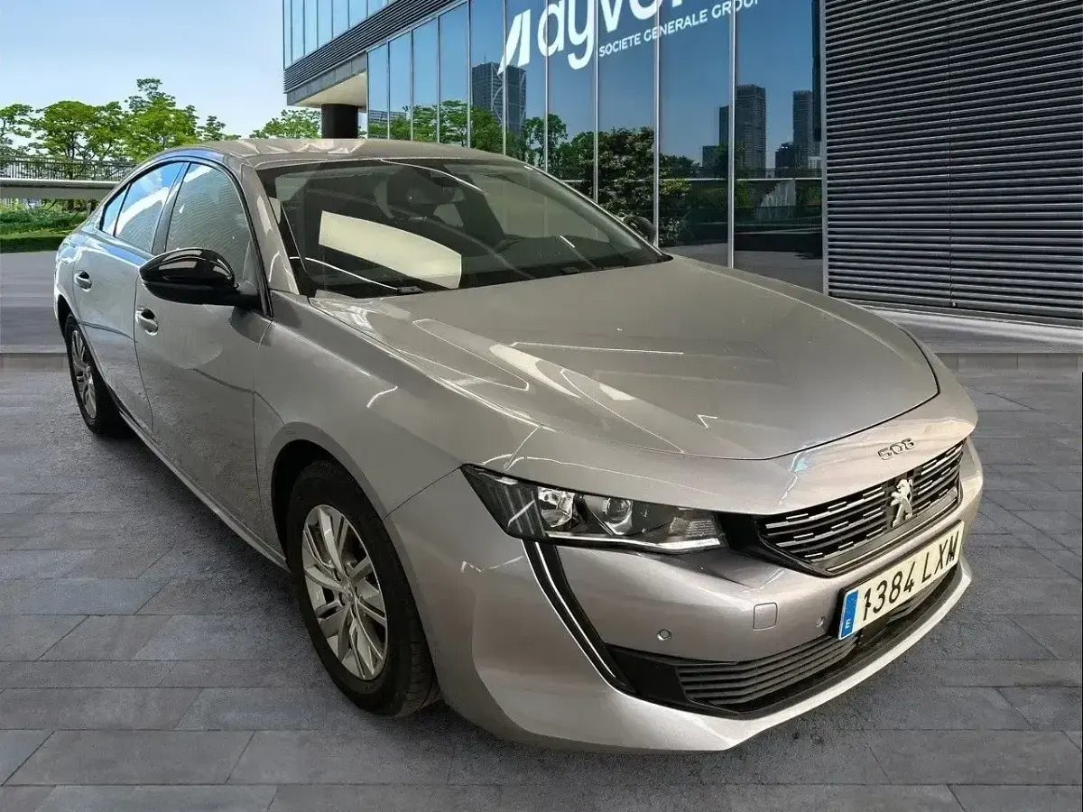 Usado Peugeot 508 Active 131 CV (96 kW) 2022 Gris Berlina