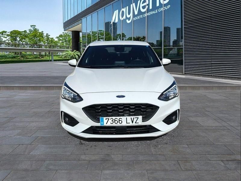 Usado Ford Focus ST-Line 120 CV (88 kW) 2022 Blanco Utilitario