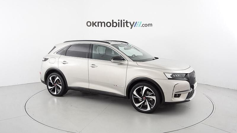 Usado DS Automobiles DS7 Crossback Performance Line Plus 300 CV (220 kW) 2022 Perla de cristal SUV