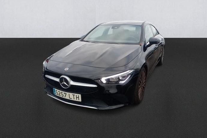 Usado Mercedes CLA220 Advantage 130 CV (95 kW) 2021 Berlina