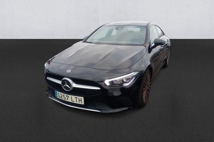 Usado 2021 Mercedes CLA220 Advantage Berlina | 32.300 € - Imagen 1/4