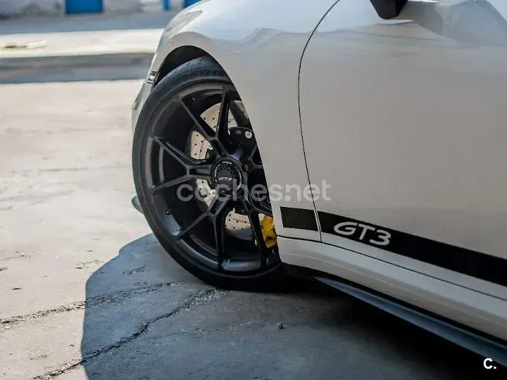 Usado Porsche 911 GT3 510 CV (375 kW) 2024 Gris / plata Coupe