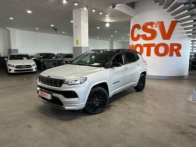 Usado Jeep Compass 240 CV (176 kW) 2022 Gris SUV