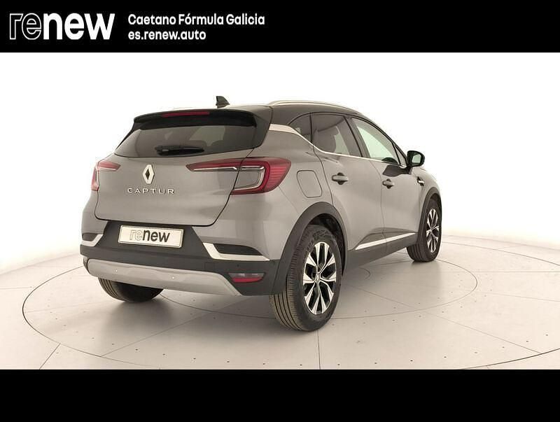 Usado Renault Captur Techno 140 CV (102 kW) 2024 Gris SUV