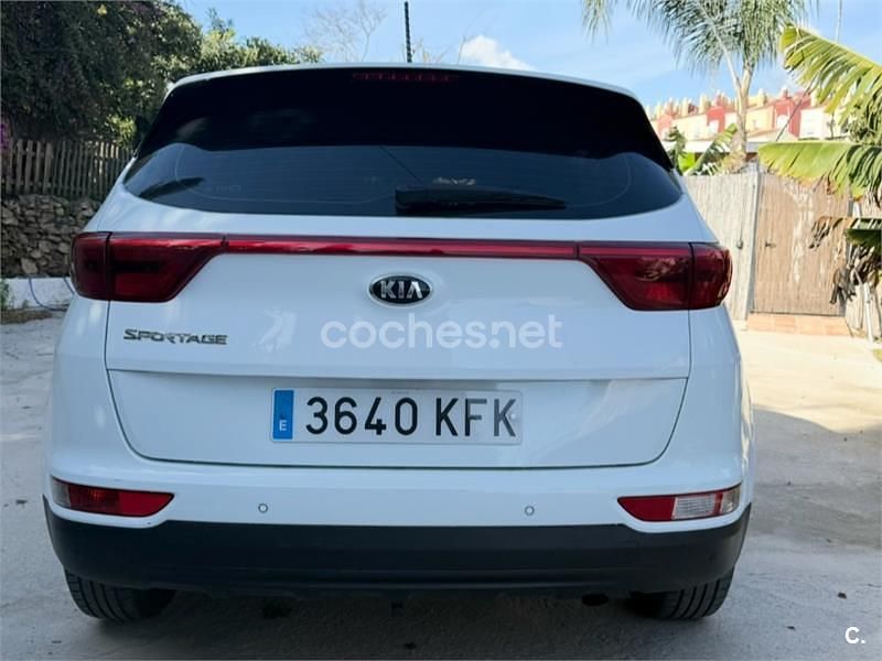 Usado Kia Sportage 132 CV (97 kW) 2017 Blanco SUV