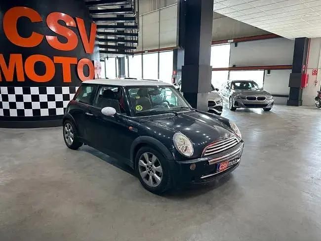 Używany Mini Cooper 116 KM (85 kW) 2006 Niebieski Hatchback