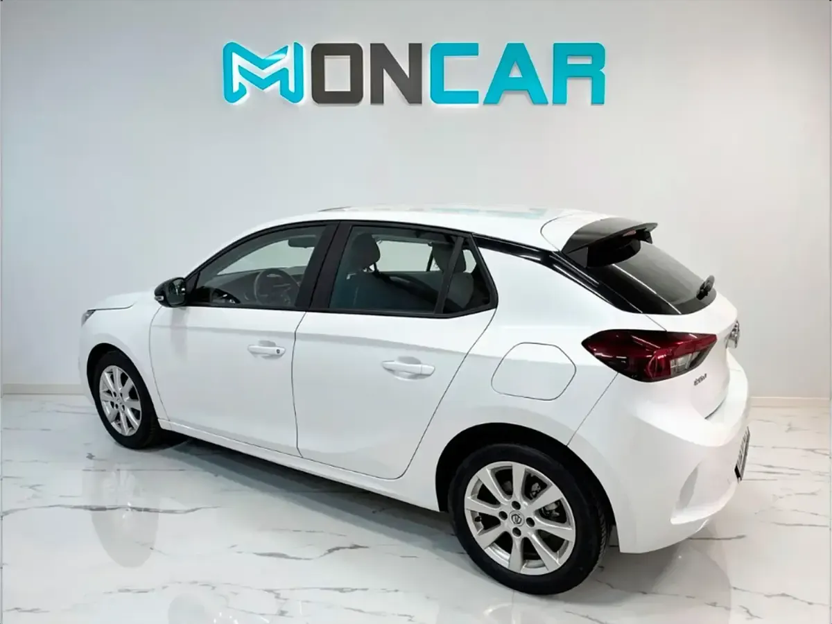 Usado Opel Corsa Elegance 102 CV (75 kW) 2021 Blanco Utilitario