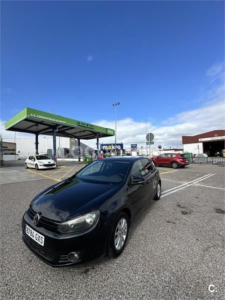 Usado VW Golf VI 90 CV (66 kW) 2010 Negro Utilitario
